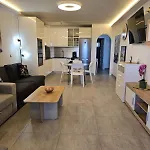 San Marino Luxury-casa Sole E Mare *